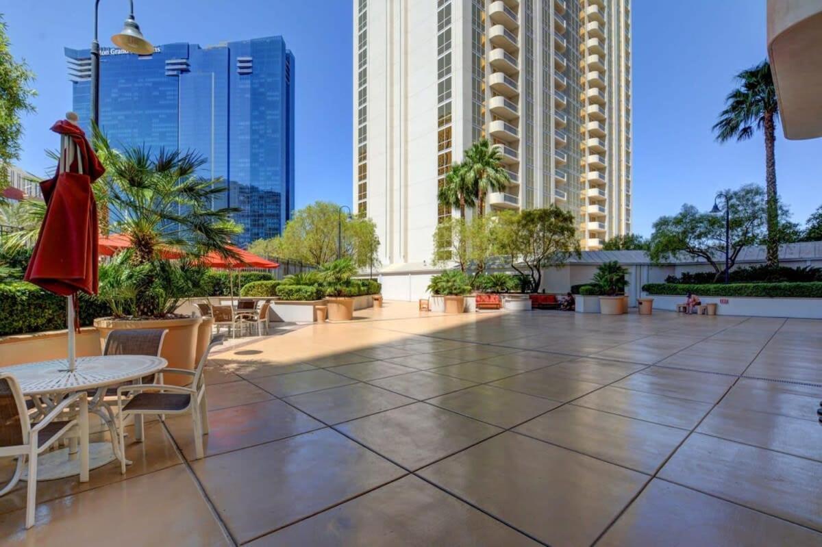 Mgm Signature-15-611 Strip View Jacuzzi Studio Лас Вегас Екстериор снимка